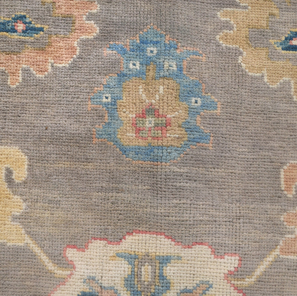 Hand-knotted Oushak Carpet 268 x 353 (cm) 8.10 x 11.7 (ft)